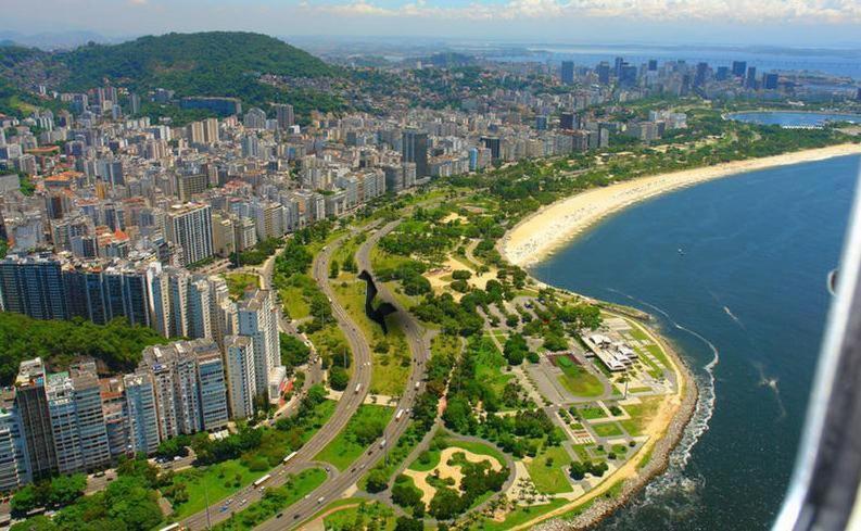 A Uma Quadra Do Mar, Proximo Ao Metro Río de Janeiro